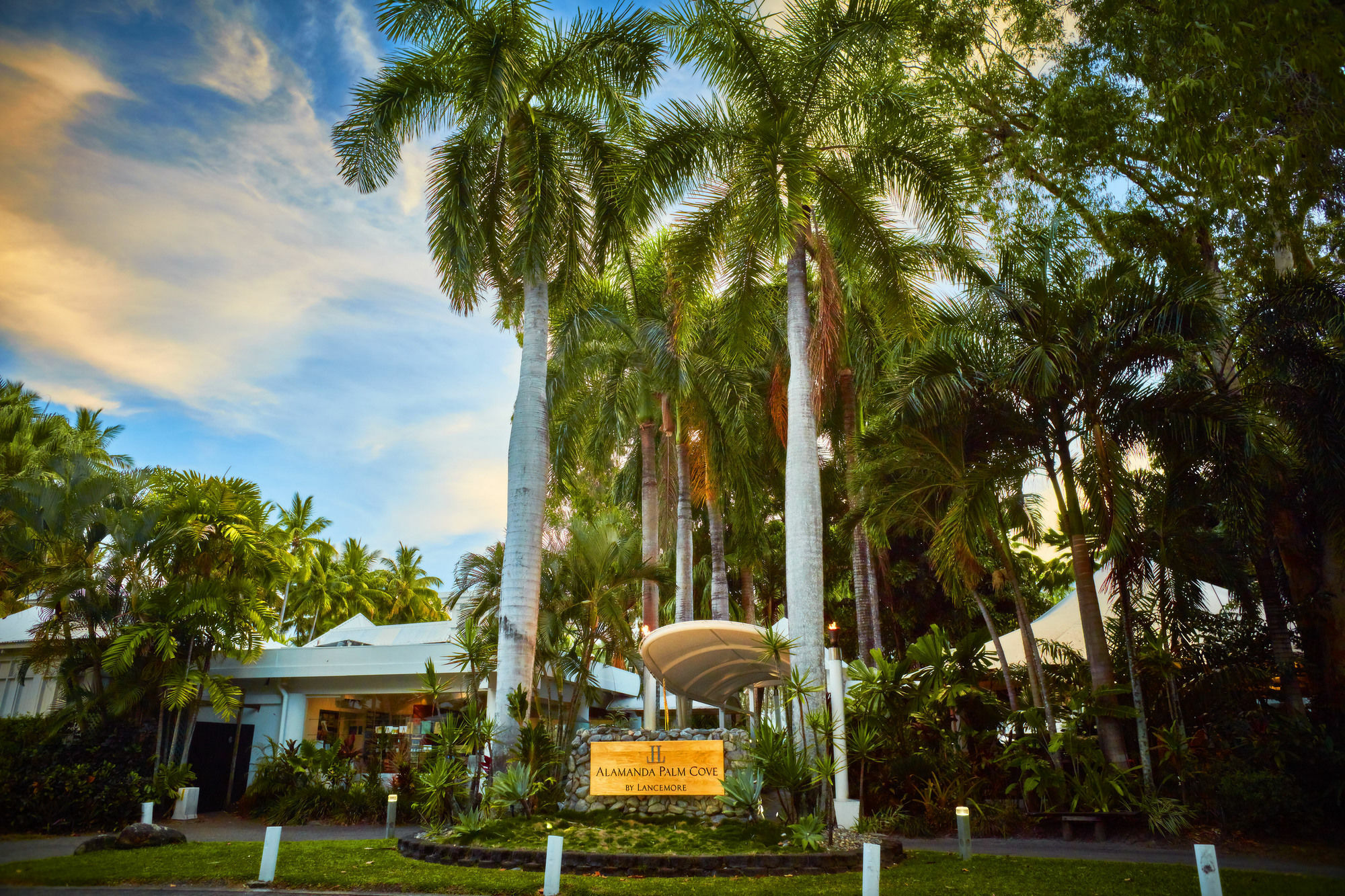 Alamanda Palm Cove By Lancemore Extérieur photo